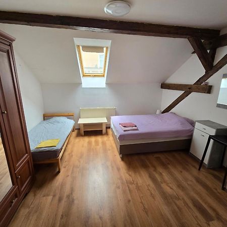 Apartments Zizkov A Прага Екстериор снимка