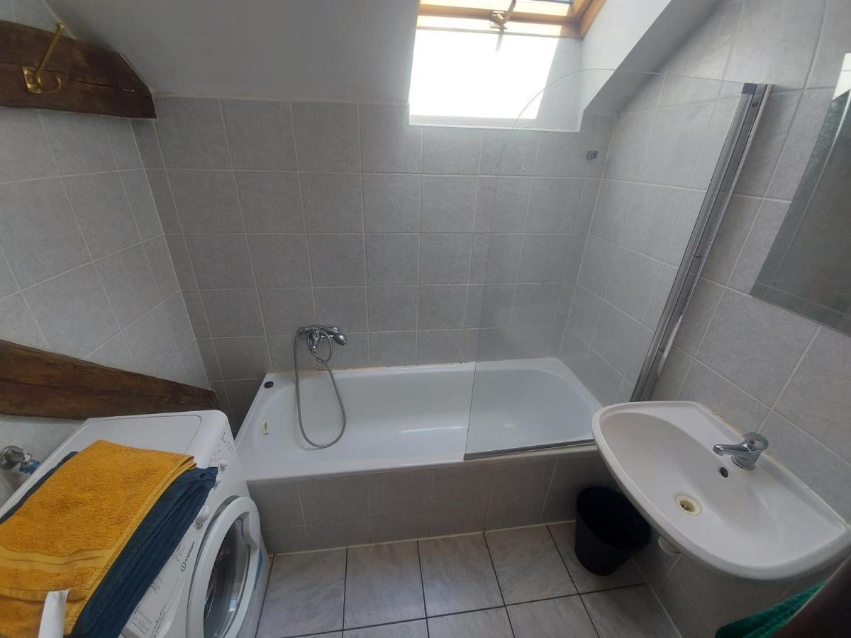 Apartments Zizkov A Прага Екстериор снимка